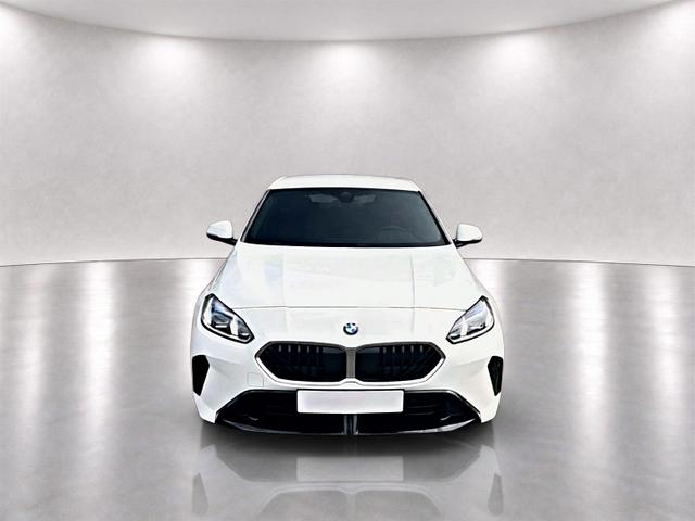 BMW 1er M Sport Design (F70) 120 