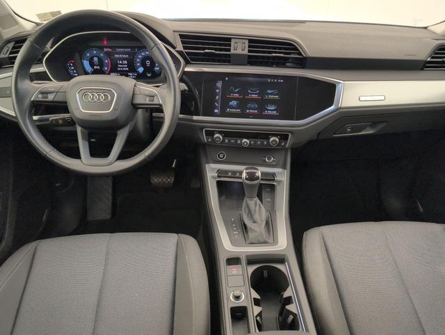 Audi Q3 design 