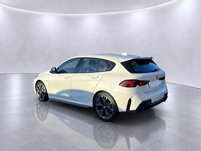 BMW 1er M Sport Pro (F70) 118 