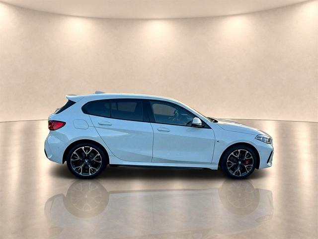 BMW 1er M Sport Pro (F70) 118 