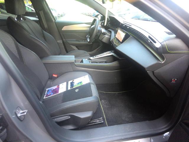 Peugeot 408 GT 