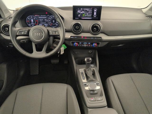 Audi Q2 Business line 