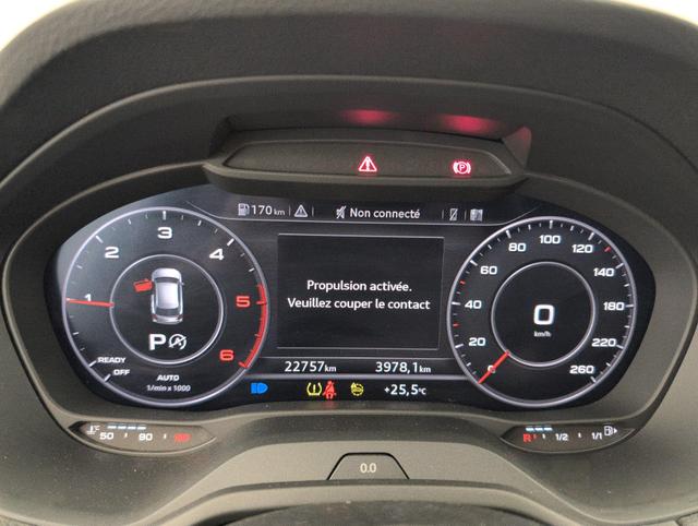 Audi Q2 Business line 
