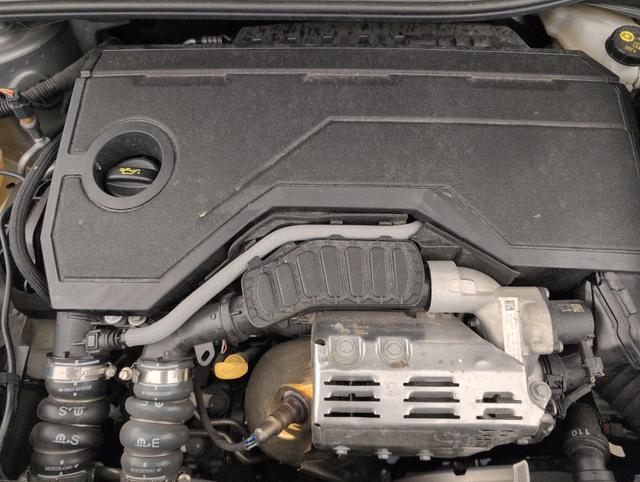 Citro&euml;n C4 PLUS 