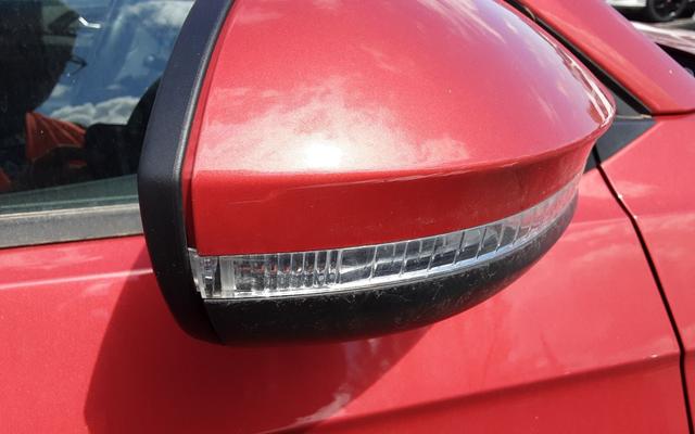 Volkswagen T-Cross Life Plus 