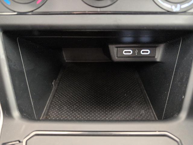 Volkswagen Polo Life Plus 