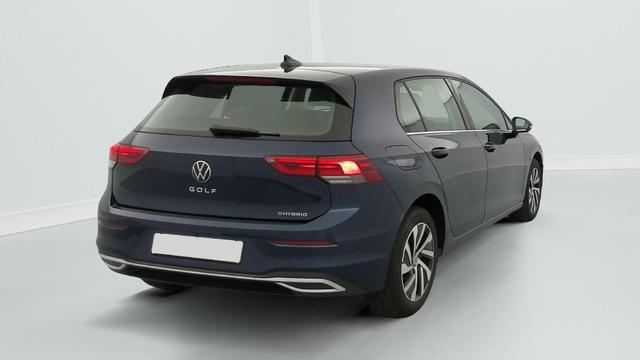 Volkswagen Golf Style 