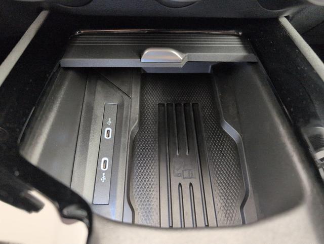 Skoda Superb Combi Selection 