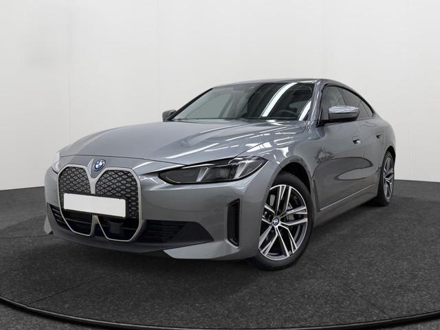 BMW i4 - 