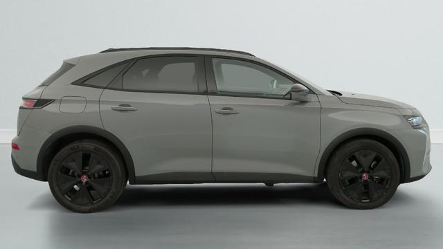 DS Automobiles 7 Performance Line + DS7 (Crossback) 