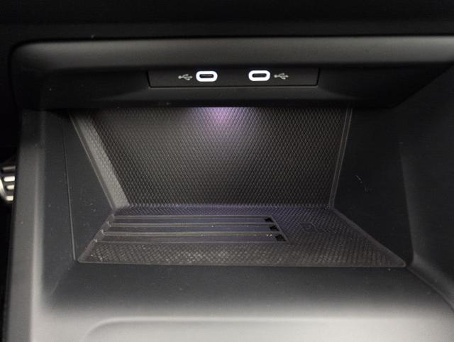 Volkswagen Golf VW EDITION 