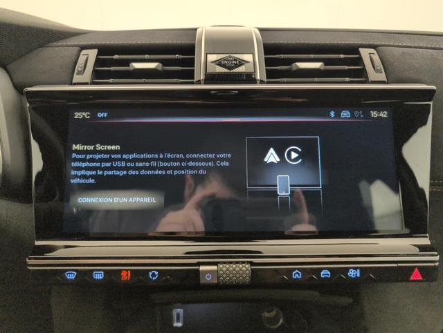 DS Automobiles 7 Performance Line + DS7 (Crossback) 