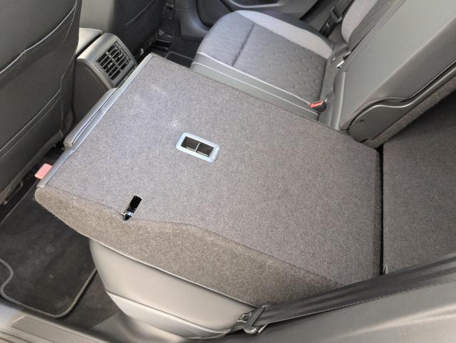 Volkswagen Golf Life Plus 
