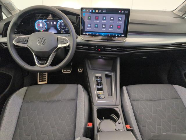 Volkswagen Golf Life Plus 