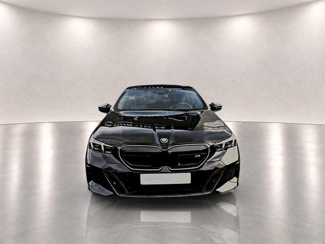 BMW i5 M60 (G60) xDrive 