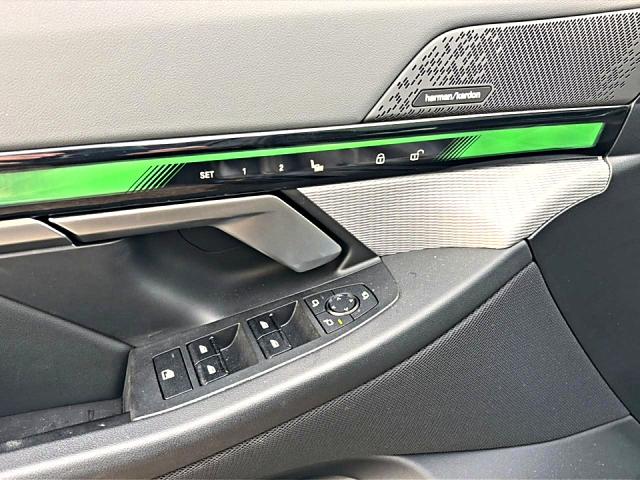 BMW i5 M60 (G60) xDrive 