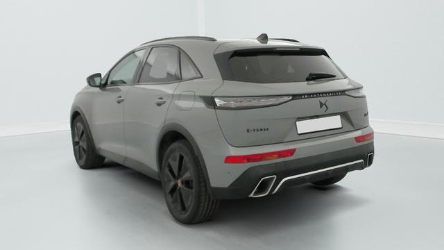 DS Automobiles 7 Performance Line + DS7 (Crossback) 