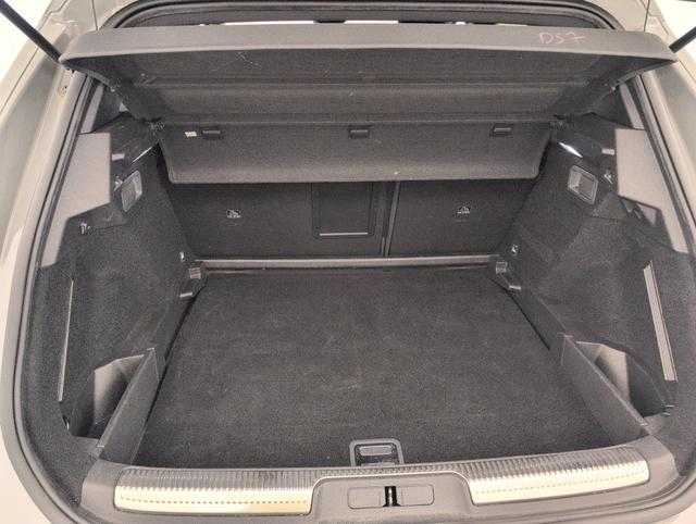 DS Automobiles 7 Performance Line + DS7 (Crossback) 