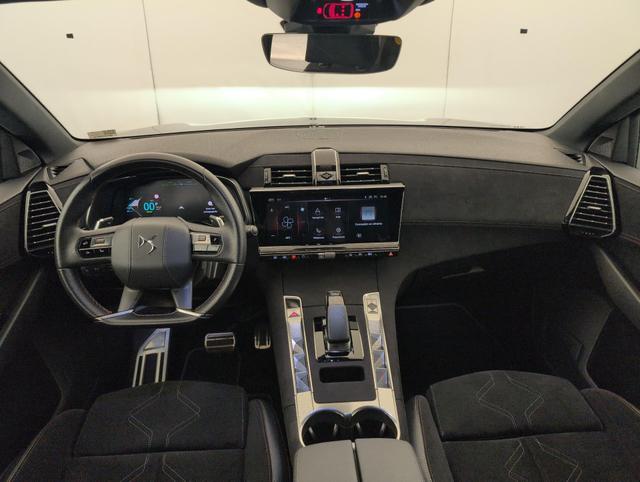 DS Automobiles 7 Performance Line + DS7 (Crossback) 