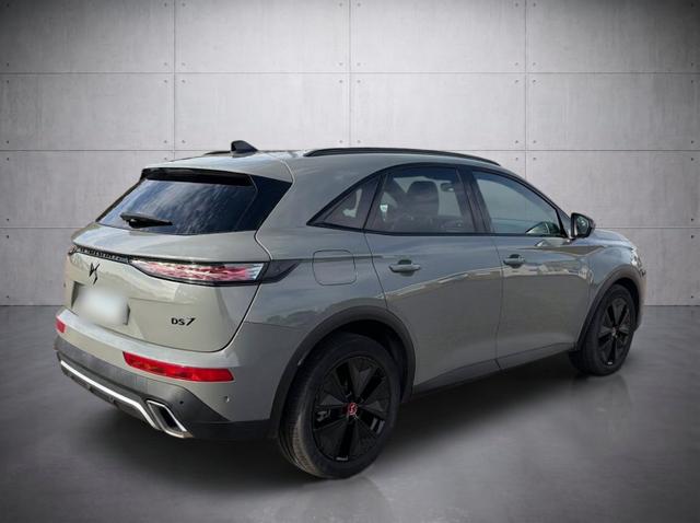 DS Automobiles 7 Performance Line + DS7 (Crossback) 