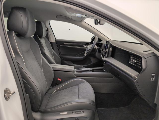 Volkswagen Passat - Life Plus
