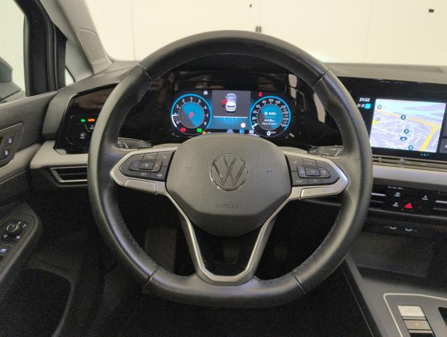 Volkswagen Golf Life Plus 