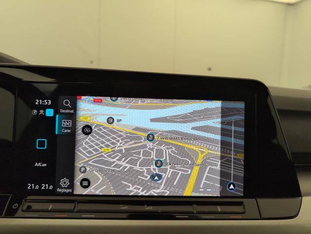 Volkswagen Golf Life Plus 