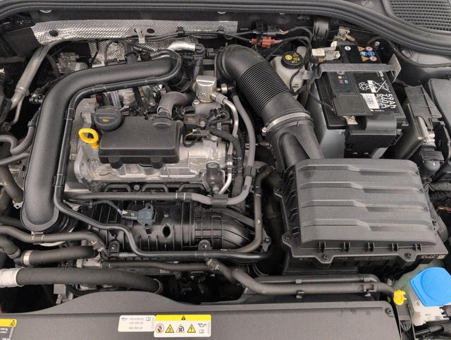 Volkswagen Golf Life Plus 