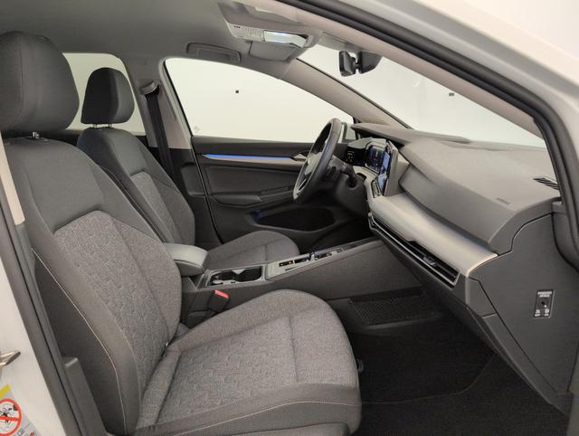 Volkswagen Golf Life Plus 