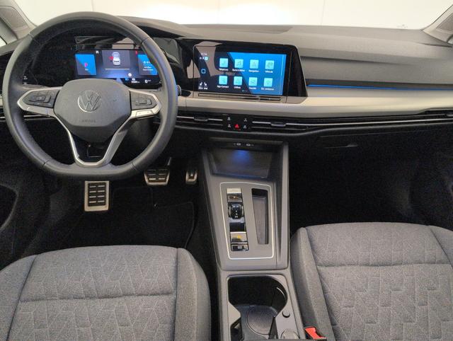Volkswagen Golf Life Plus 