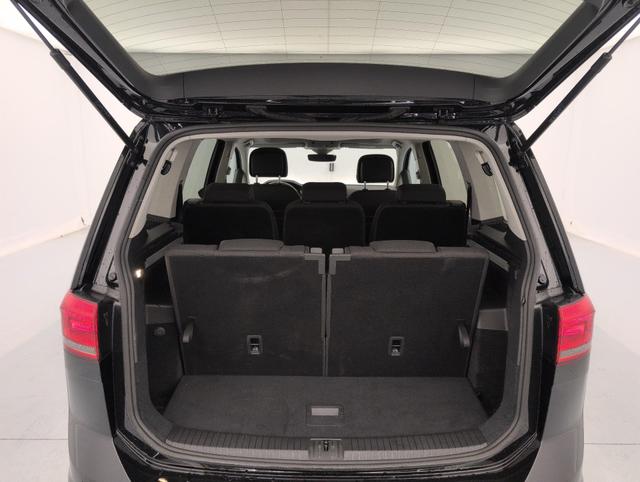 Volkswagen Touran Life Plus 7pl 