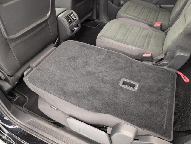 Volkswagen Touran Life Plus 7pl 