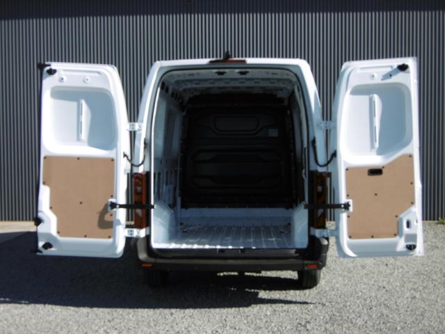 Renault Master Kastenwagen Extra L2H2 