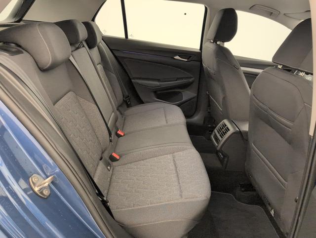 Volkswagen Golf Life Plus 
