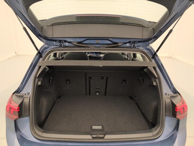 Volkswagen Golf Life Plus 