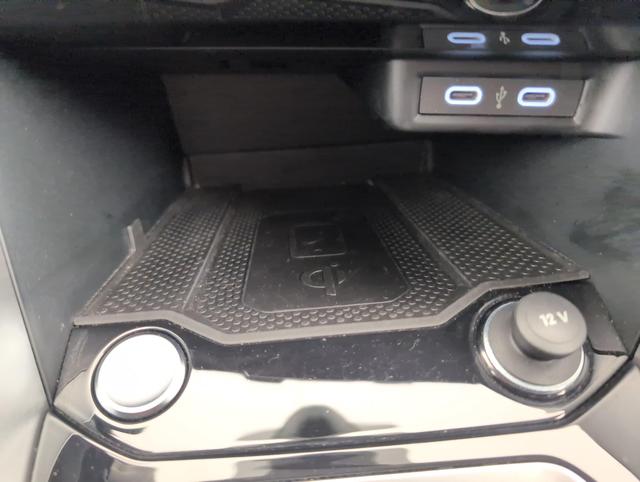 Volkswagen T-Roc Life Plus 