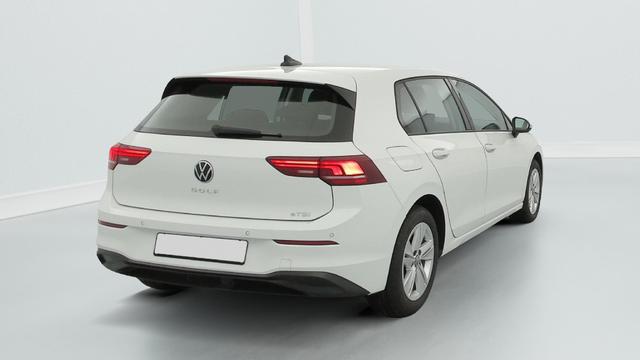 Volkswagen Golf Life Plus 