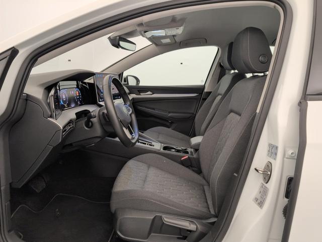 Volkswagen Golf Life Plus 