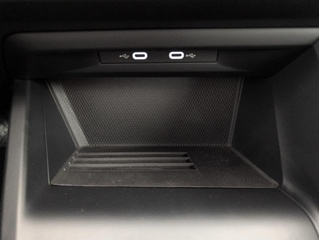 Volkswagen Golf Life Plus 