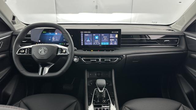MG EHS Luxury 