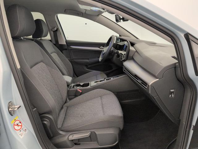 Volkswagen Golf Life Plus 