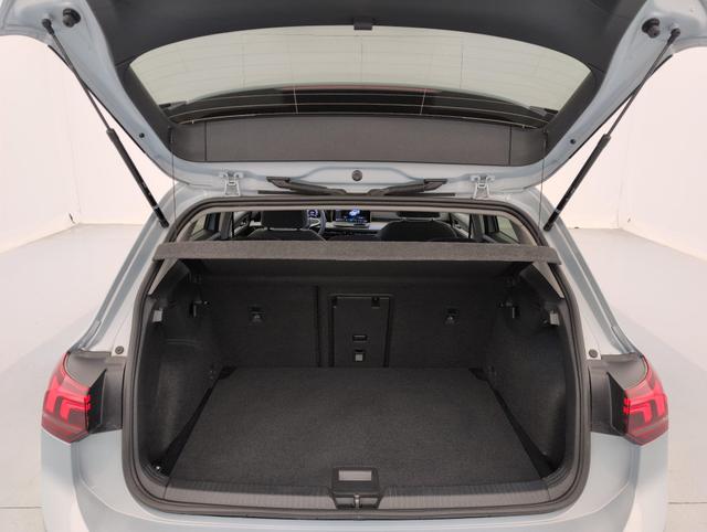 Volkswagen Golf Life Plus 