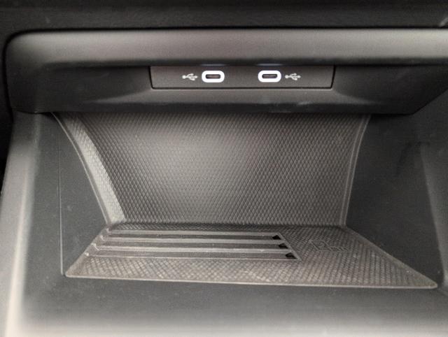 Volkswagen Golf Life Plus 