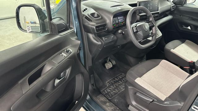 Citro&euml;n &euml;-Berlingo PLUS 