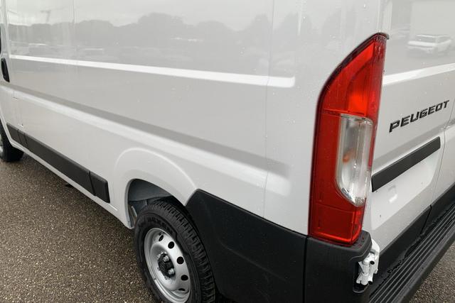 Peugeot Boxer Kastenwagen Active L2H2 