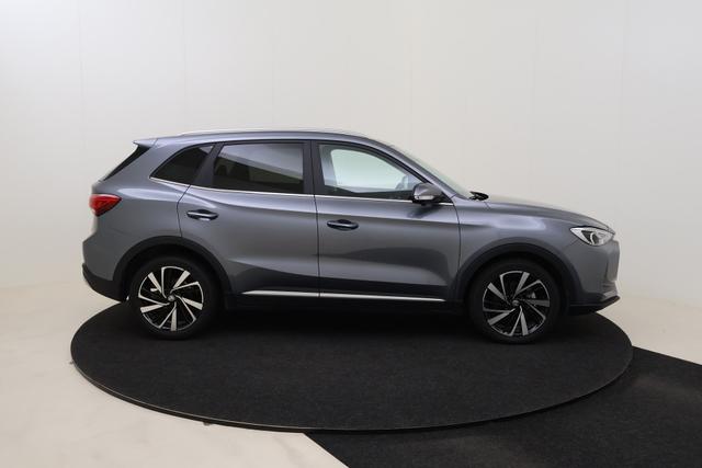 MG ZS Luxury 