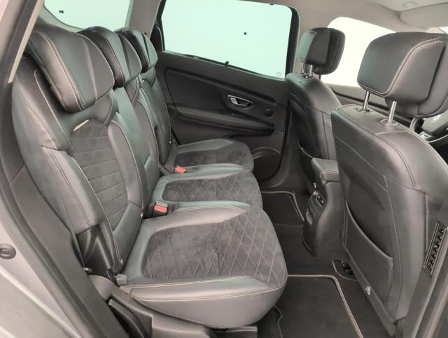 Renault Grand Scenic Black Edition 