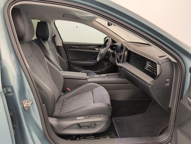 Volkswagen Passat Life Plus 