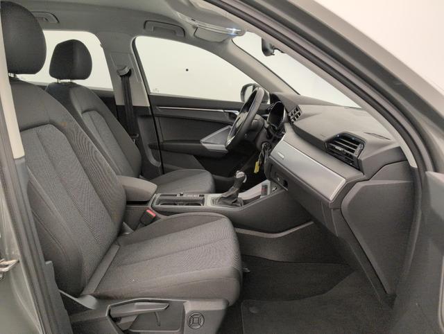 Audi Q3 design 