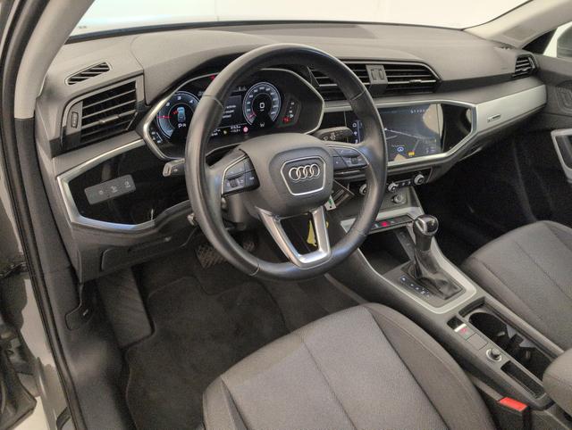 Audi Q3 design 